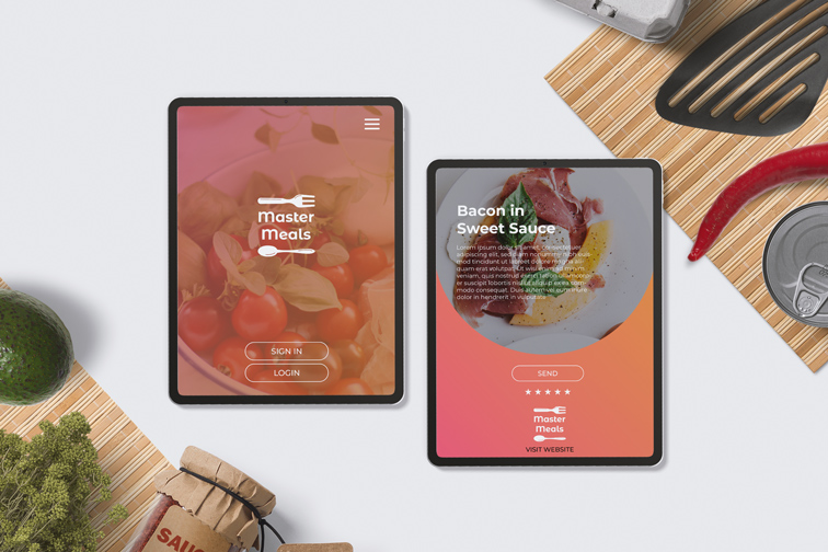 Deux iPad Pros sur fond de cuisine