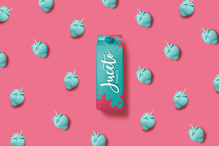 Упаковка Сока на Клубничном Поп-Арт Фоне