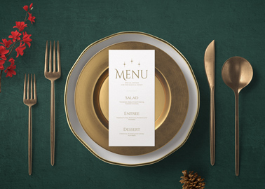 Table de Noël avec un menu