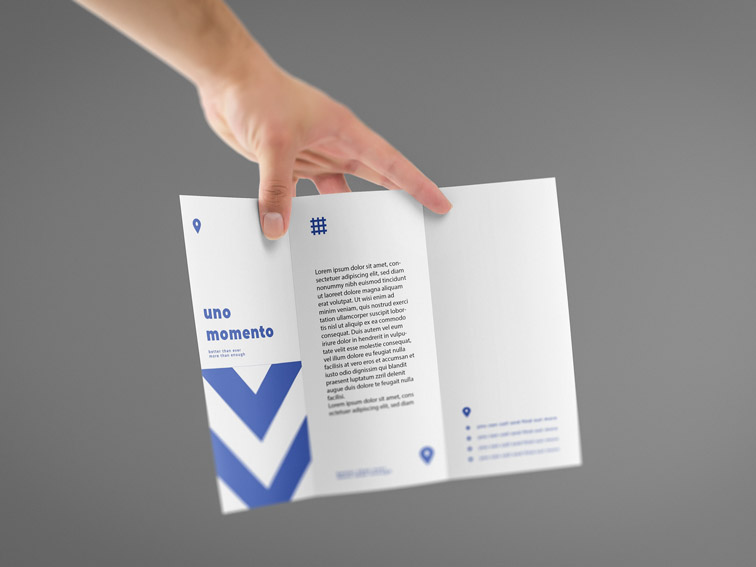 ブランドの印刷物のモックアップ Renderforest