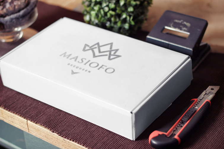 Markalı Beyaz Kutu ve Kırtasiye