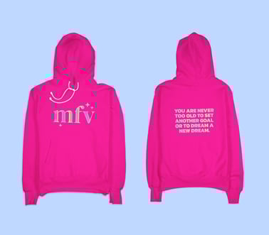 Zwei grafische Kapuzenpullover, einer mit Rückenansicht