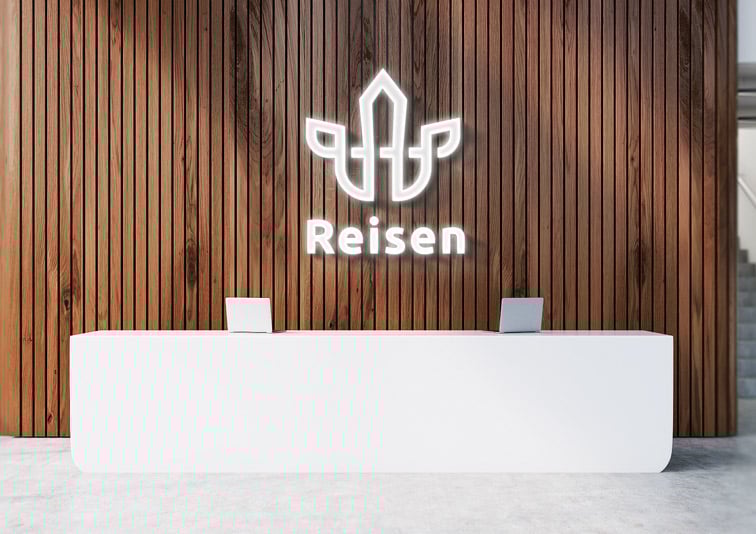Logo 3D en una pared de recepción