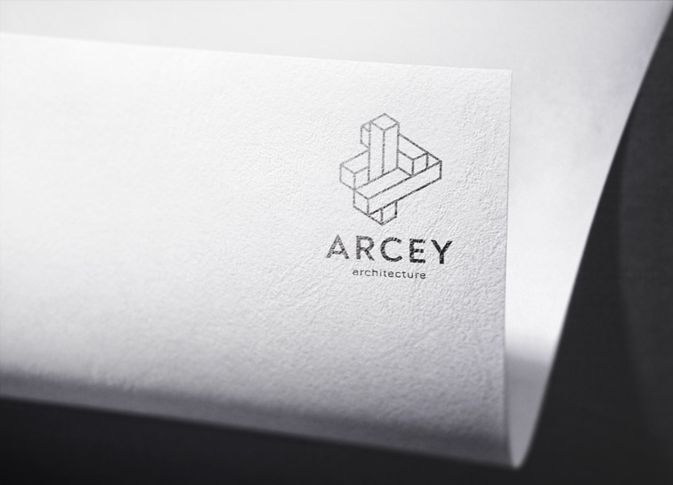 Logo sobre un papel encorvado