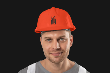 Kameraya Gülümseyen Adam