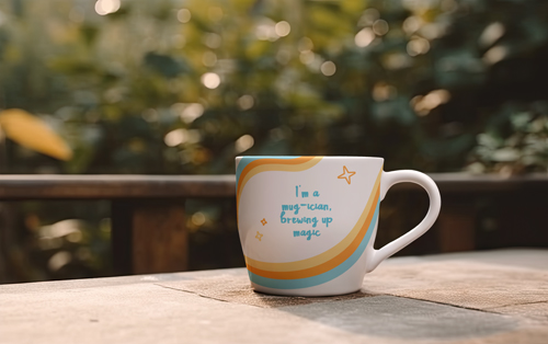 Kaffeetasse an einem Sommertag