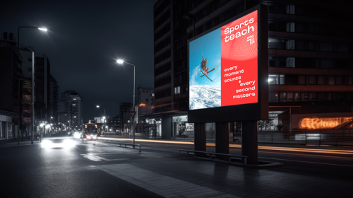 نظرة بزاوية منخفضة على لافتة إعلانية