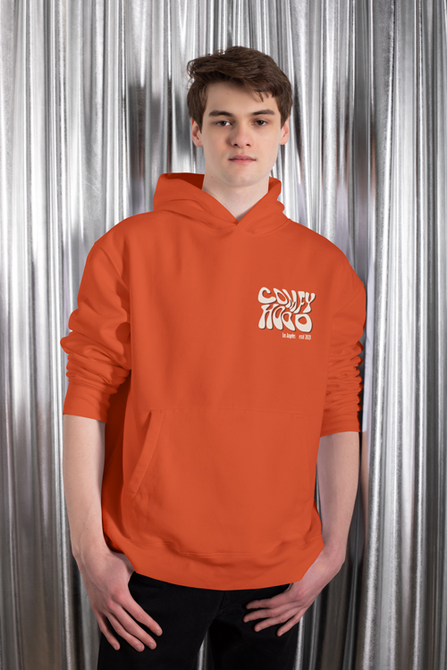 Mann mit Kapuzenpulli Vorderansicht