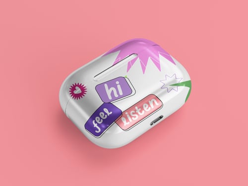 نظرة بزاوية عالية على علبة ايربود