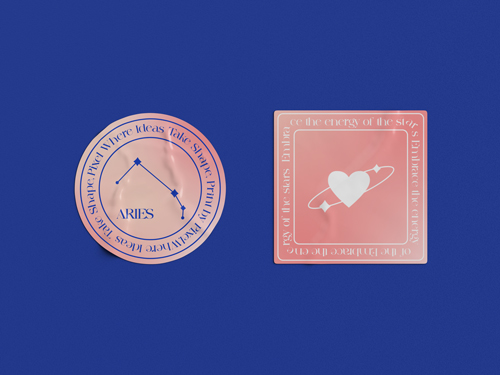 Biri Kare Şeklinde İki Sticker