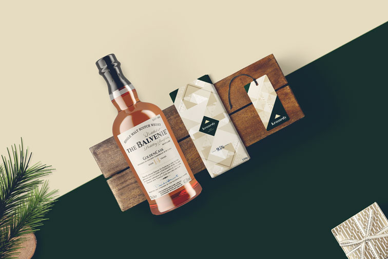 Whisky com Chocolate e uma etiqueta