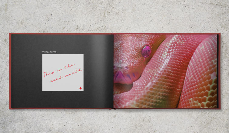 Carnet de notes en format paysage ouvert