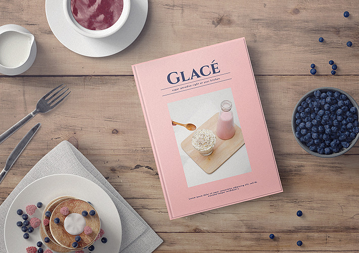 Ciltli Yemek Kitabı Mockup Paketi