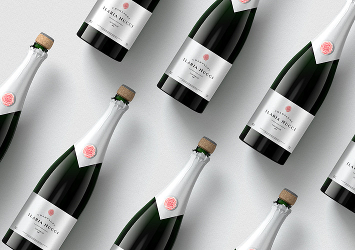Mockups minimalistes de bouteilles de champagne