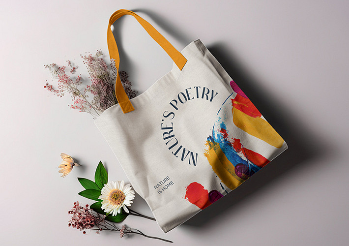 Bolsas de tela con elementos florales