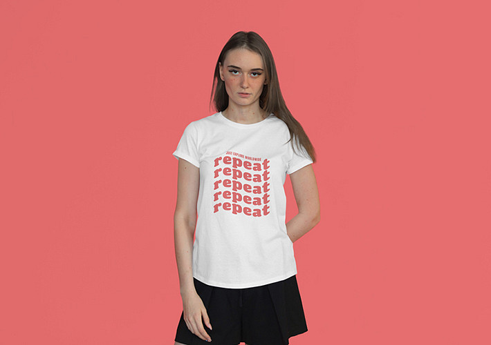 Maquettes de t-shirt pour femme minimalistes