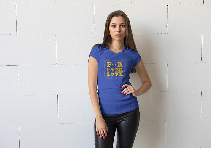 Maquettes d'une variété de t-shirts