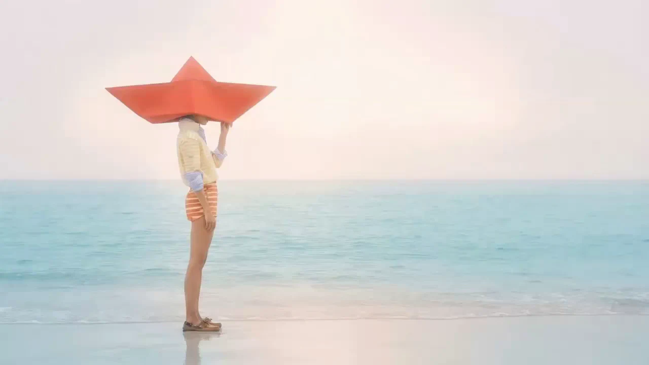 紙の船の帽子